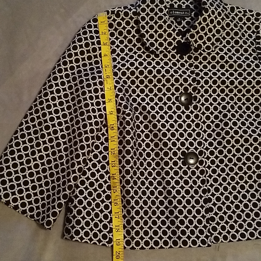 Cropped Jacket - Picture 6 of 7
